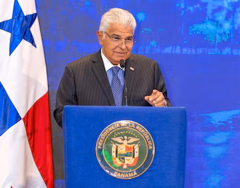 Президент Хосе Рауль Мулино первоначально наложил вето на эту инициативу из-за отсутствия финансовой и технической поддержки. ЭФЕ